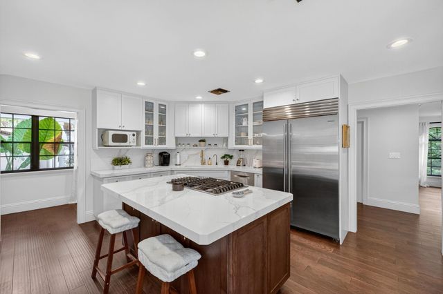 2616 ACACIA Court, Fort Lauderdale, FL 33301