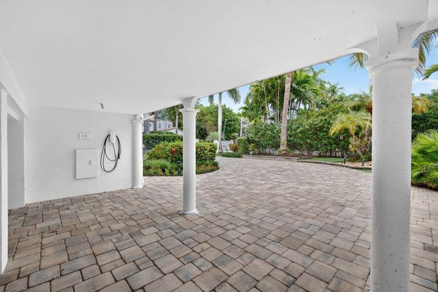 2616 ACACIA Court, Fort Lauderdale, FL 33301