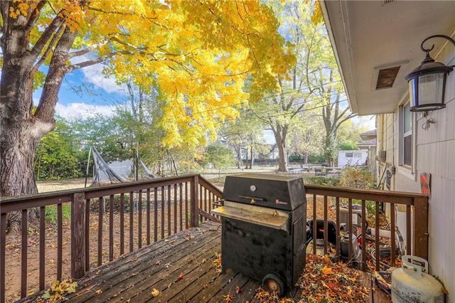 11715 Fuller Avenue, Kansas City, MO 64134