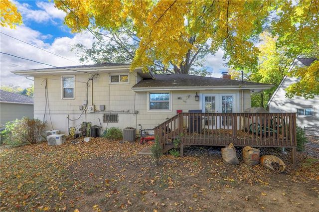 11715 Fuller Avenue, Kansas City, MO 64134