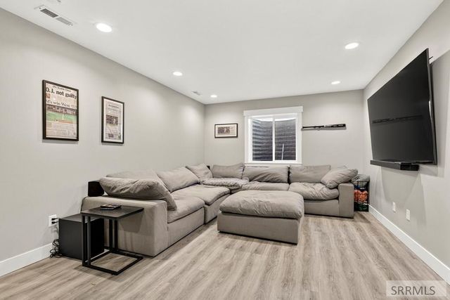 3716 N Ventura Avenue, Idaho Falls, ID 83401