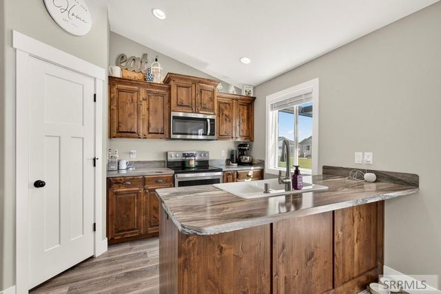 3716 N Ventura Avenue, Idaho Falls, ID 83401
