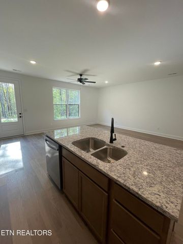 8835 Chapman Trace Way, Knoxville, TN 37920