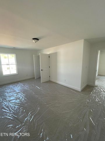 8835 Chapman Trace Way, Knoxville, TN 37920