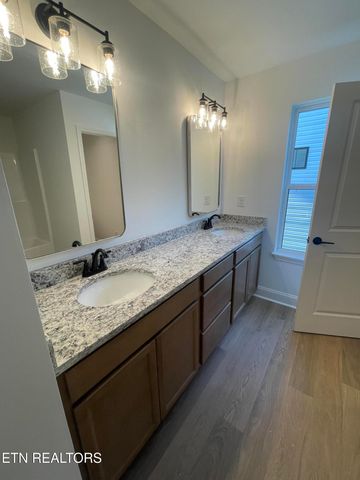 8835 Chapman Trace Way, Knoxville, TN 37920