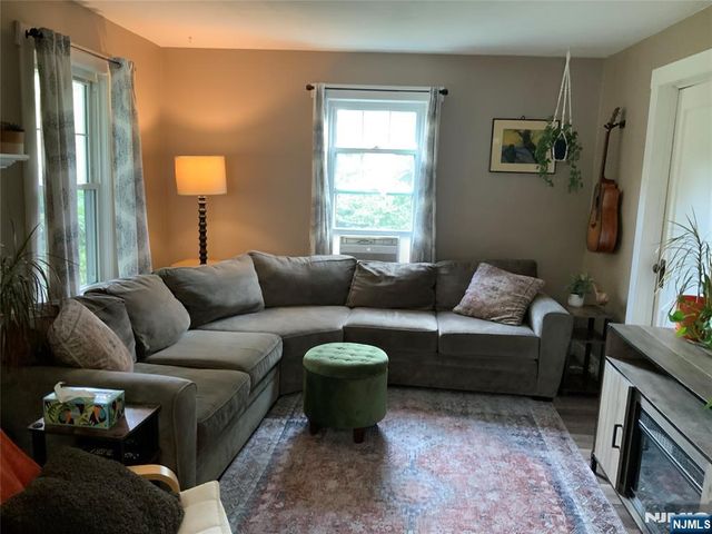 210 Franklin Avenue, Wyckoff, NJ 07481
