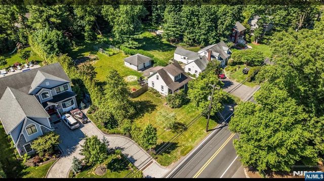 210 Franklin Avenue, Wyckoff, NJ 07481