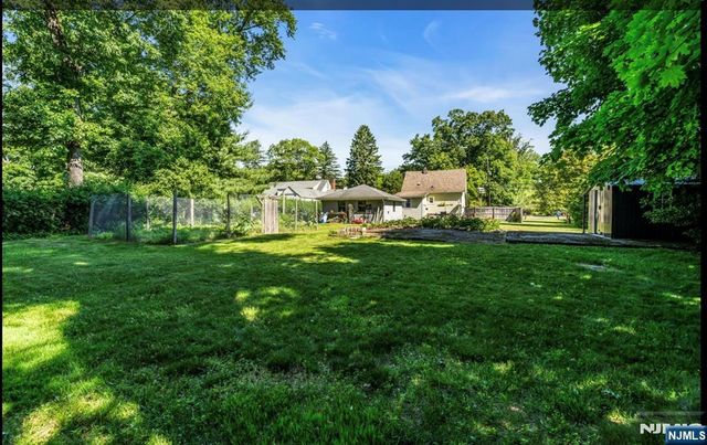 210 Franklin Avenue, Wyckoff, NJ 07481