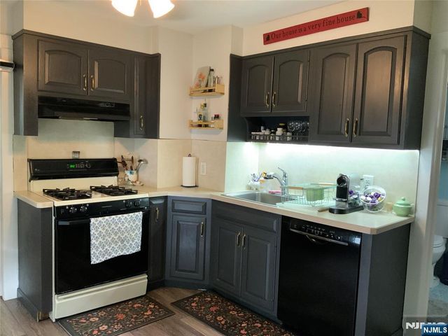 210 Franklin Avenue, Wyckoff, NJ 07481