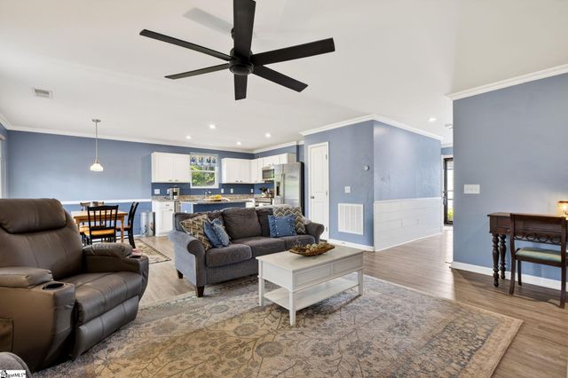 802 Purcell Drive, Woodruff, SC 29388