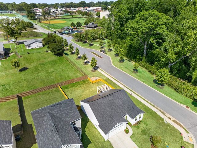 802 Purcell Drive, Woodruff, SC 29388