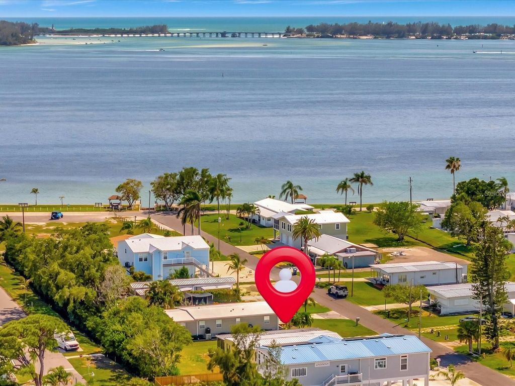 Image 2 of property listing at 4511 106TH STREET W, Bradenton, FL 34210
