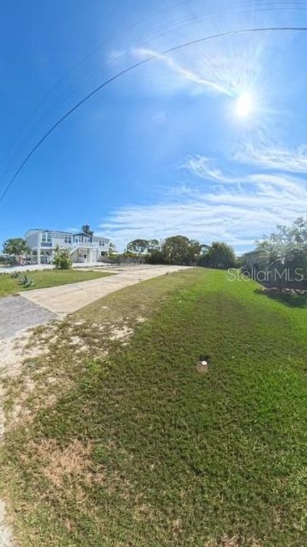 Image 12 of property listing at 4511 106TH STREET W, Bradenton, FL 34210
