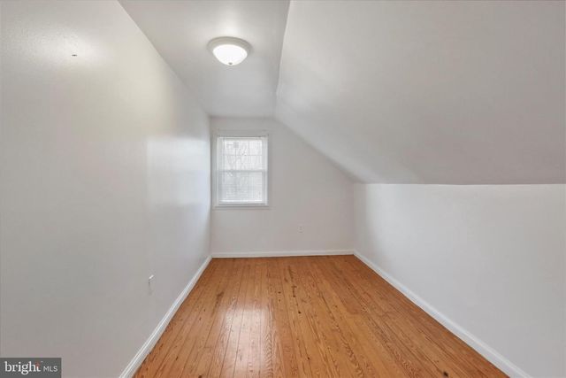 1064 STRASBURG RD, Front Royal, VA 22630