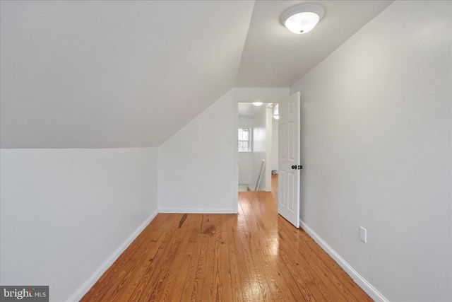 1064 STRASBURG RD, Front Royal, VA 22630