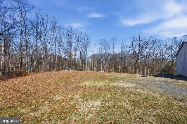 1064 STRASBURG RD, Front Royal, VA 22630
