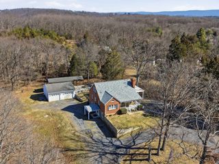 1064 STRASBURG RD, Front Royal, VA 22630