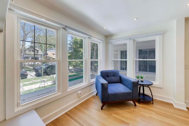 5241 W Dakin Street, Chicago, IL 60641