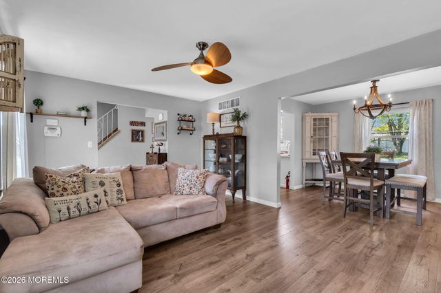 1058 Torremolinos Court, Toms River, NJ 08753