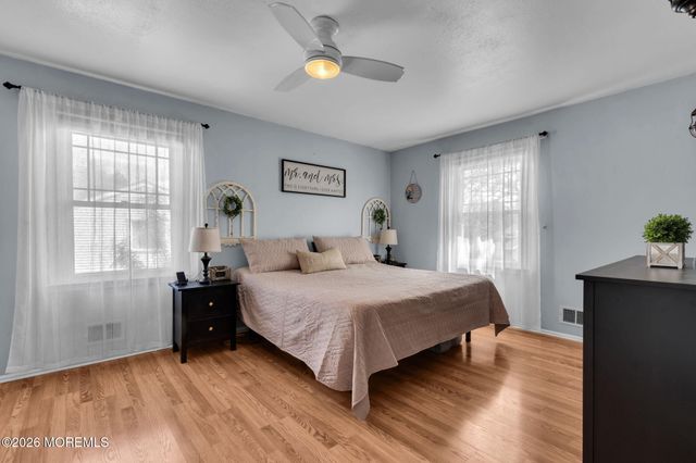 1058 Torremolinos Court, Toms River, NJ 08753
