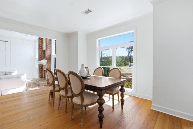 5006 Colonial Court, Benton, AR 72105