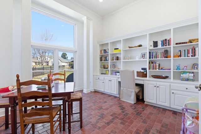 5006 Colonial Court, Benton, AR 72105