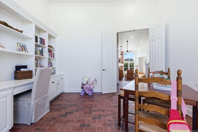 5006 Colonial Court, Benton, AR 72105