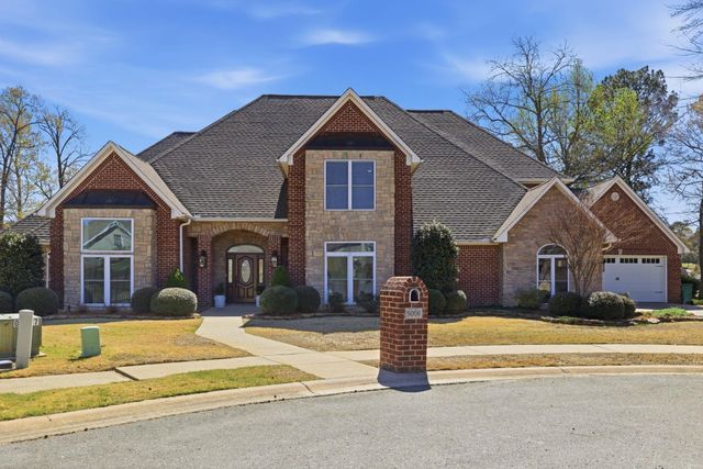5006 Colonial Court, Benton, AR 72105