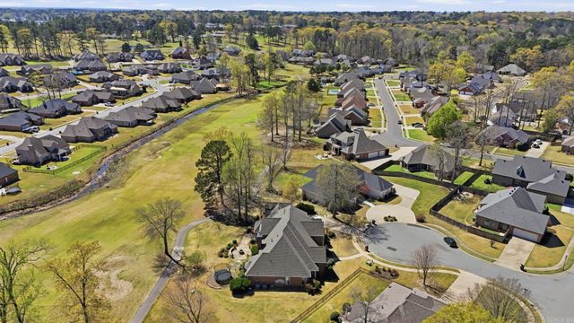 5006 Colonial Court, Benton, AR 72105