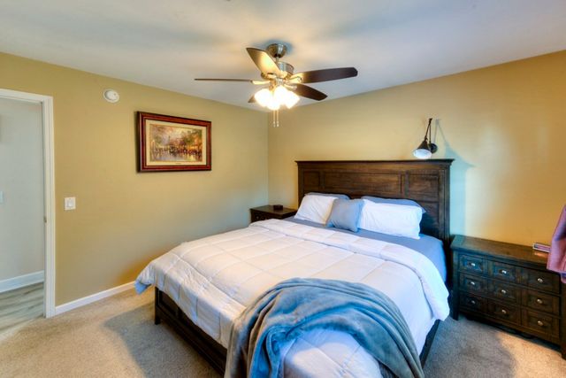 1-A Knapp Ave, Worcester, MA 01605