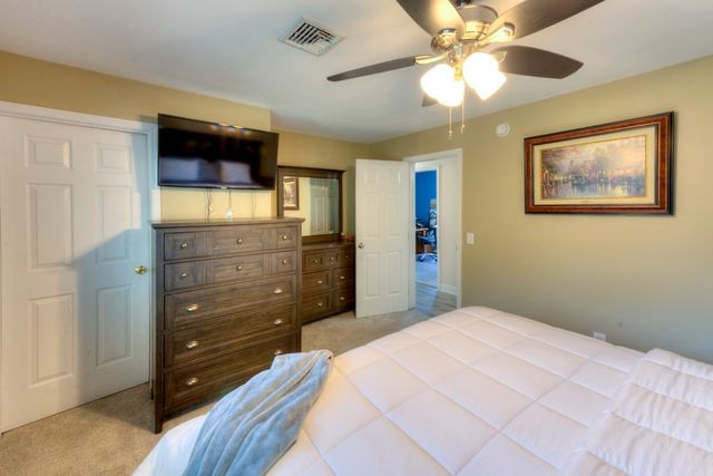 1-A Knapp Ave, Worcester, MA 01605