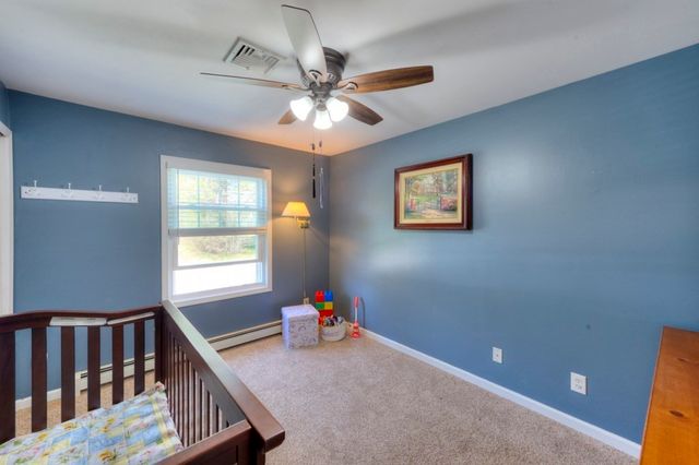 1-A Knapp Ave, Worcester, MA 01605