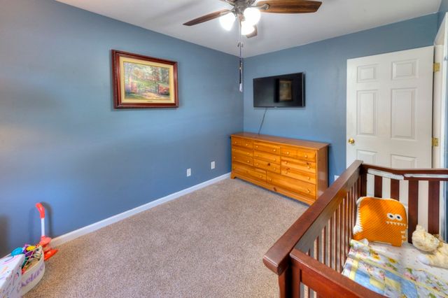 1-A Knapp Ave, Worcester, MA 01605