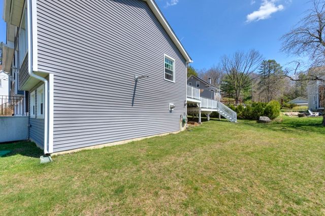 1-A Knapp Ave, Worcester, MA 01605