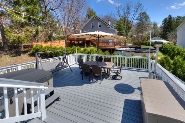 1-A Knapp Ave, Worcester, MA 01605