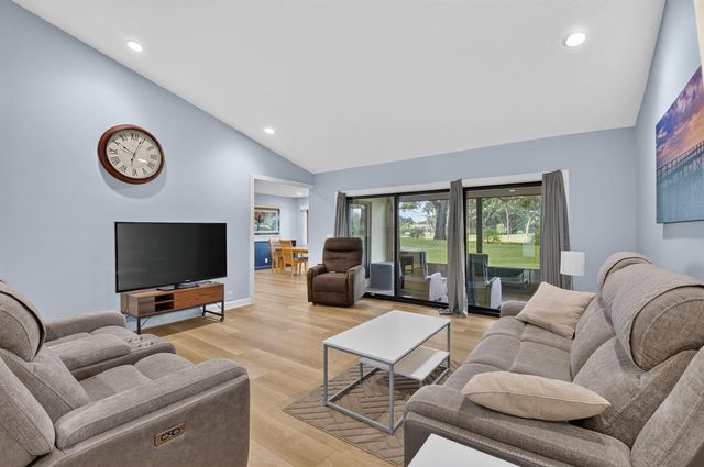 18117 102nd Way S, Boca Raton, FL 33498