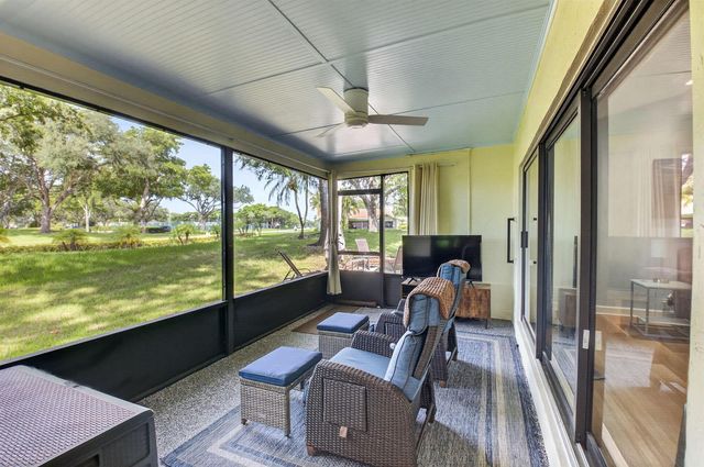 18117 102nd Way S, Boca Raton, FL 33498