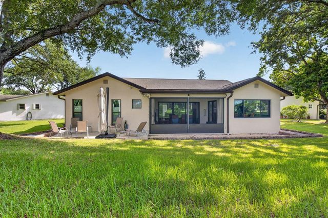 18117 102nd Way S, Boca Raton, FL 33498