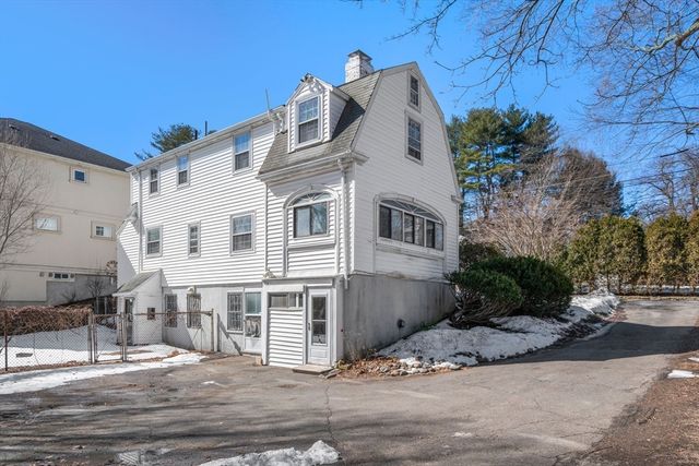 194 Parker, Newton, MA 02459