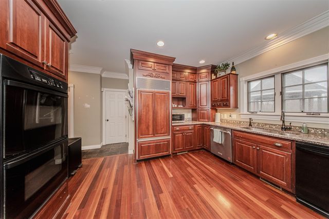 5050 Pleasant Lake Road, Ann Arbor, MI 48103