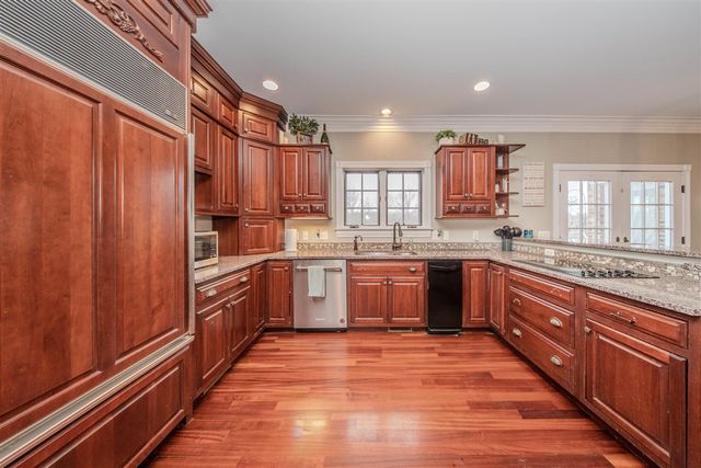 5050 Pleasant Lake Road, Ann Arbor, MI 48103