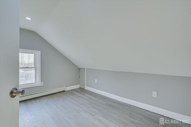 36 2nd Avenue B, Port Reading, NJ 07064