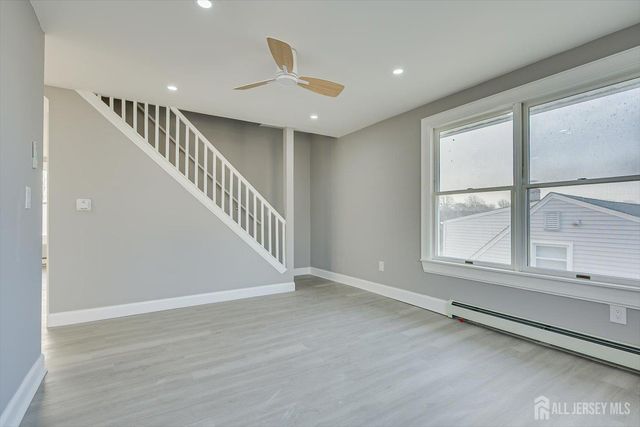 36 2nd Avenue B, Port Reading, NJ 07064