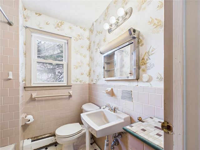 106 Bishop Hill Road, Johnston, RI 02919