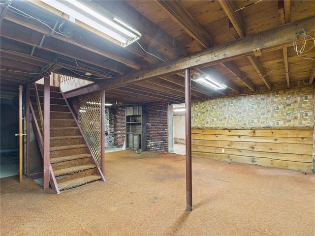 106 Bishop Hill Road, Johnston, RI 02919