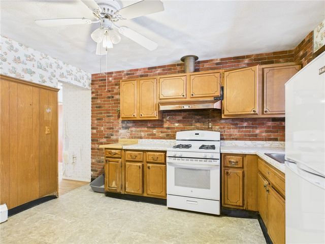 106 Bishop Hill Road, Johnston, RI 02919