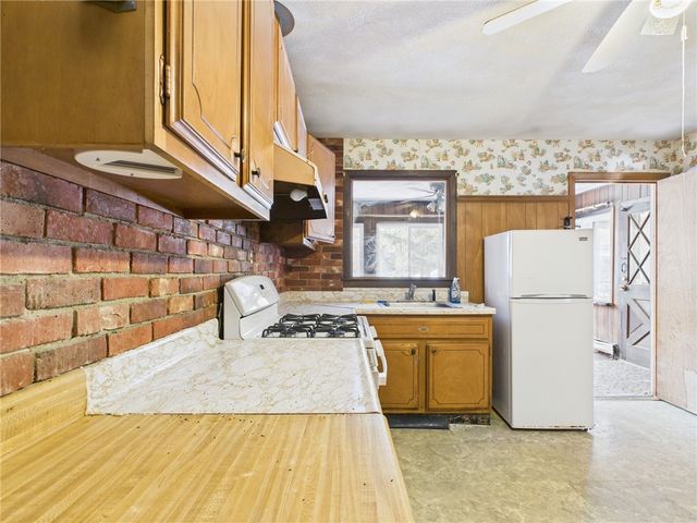 106 Bishop Hill Road, Johnston, RI 02919