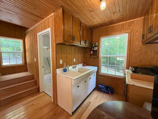 1658 Dry Hollow Road, Monticello, KY 42633