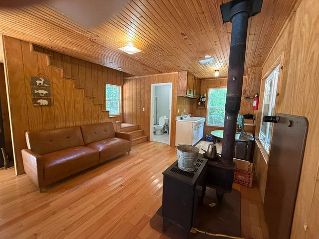 1658 Dry Hollow Road, Monticello, KY 42633