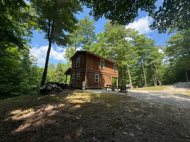 1658 Dry Hollow Road, Monticello, KY 42633